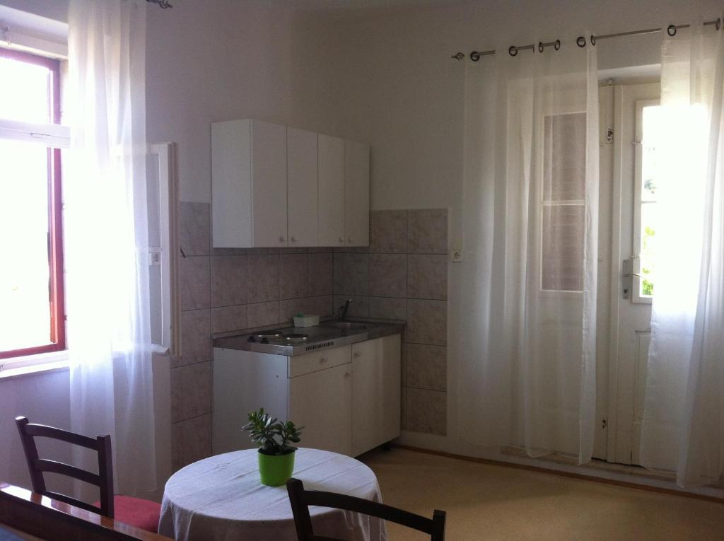 Apartments Skrivaneli Jelsa  Cameră foto